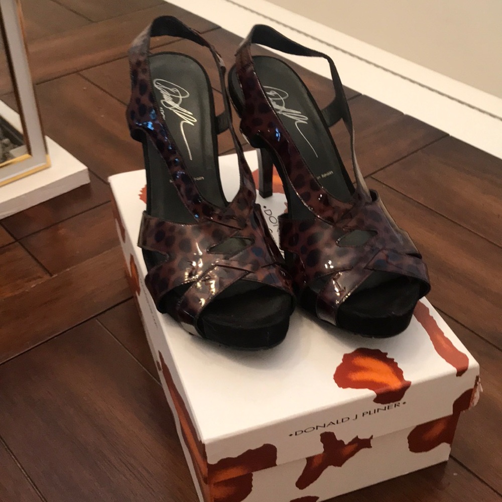 Donald J Pliner heels
